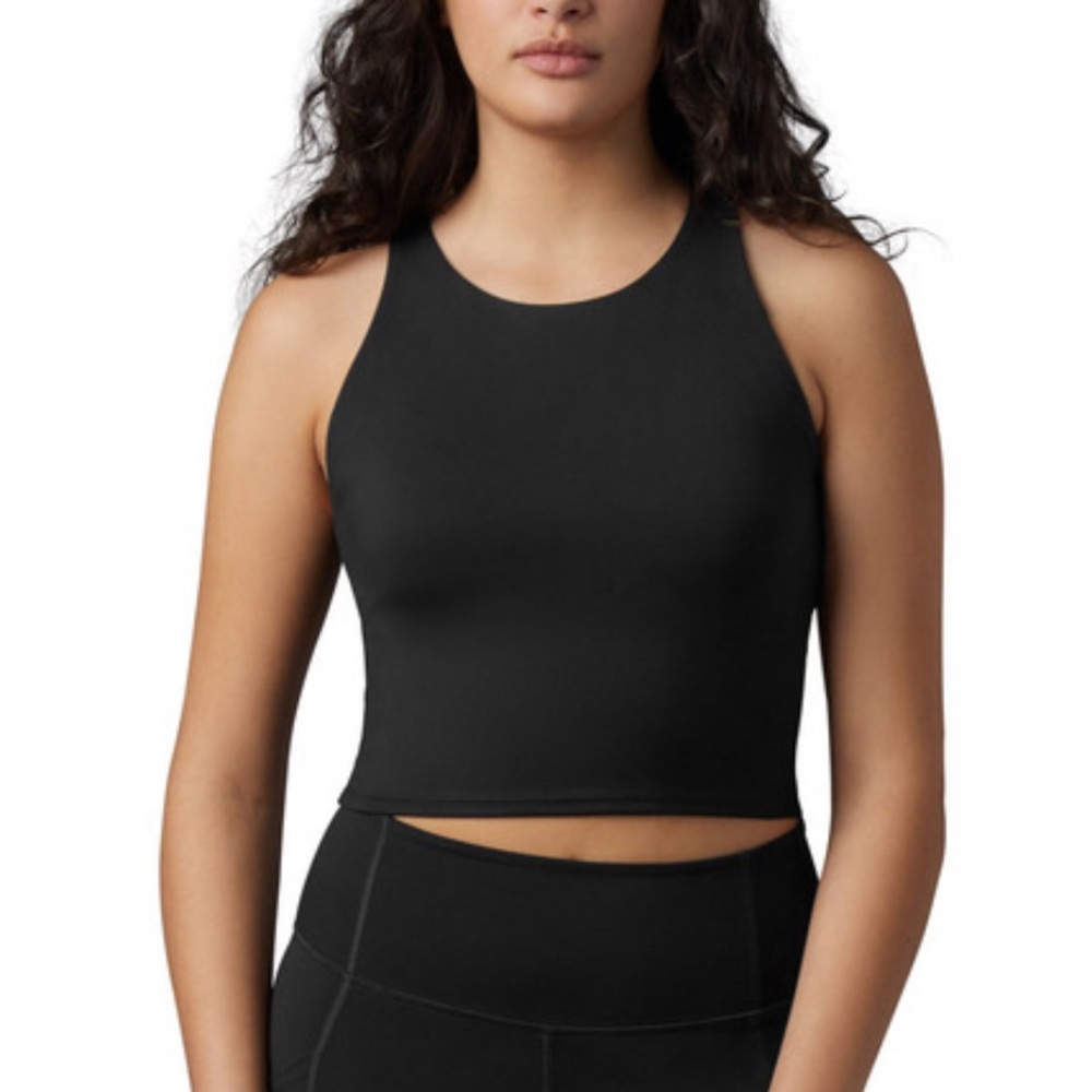 🔥GapFit Women’s Active Tank Bra (NWOT) 🖤✨